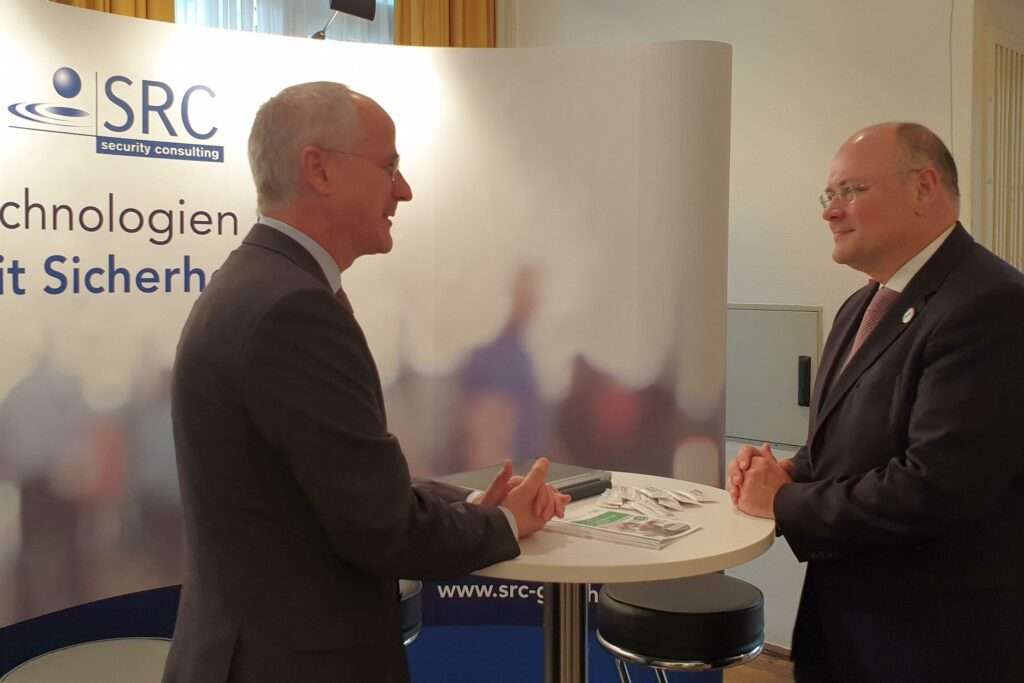 IT-Sicherheitskongress 2019 - Arne Schönbohm begrüßt SRC 6 Pannen Schoenbohm