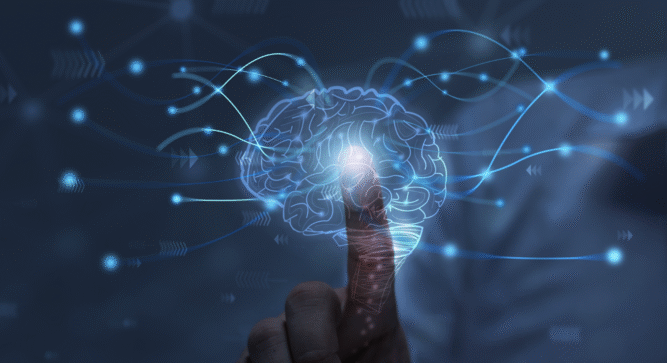 Digitales Gehirn vor blauem Hintergrund